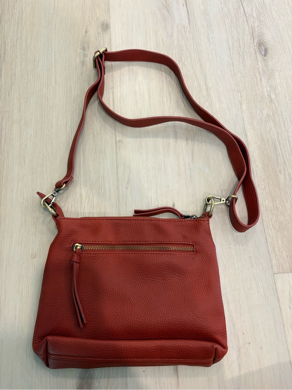 Everyday Red Pebbled Crossbody Bag with Front Zip Pocket